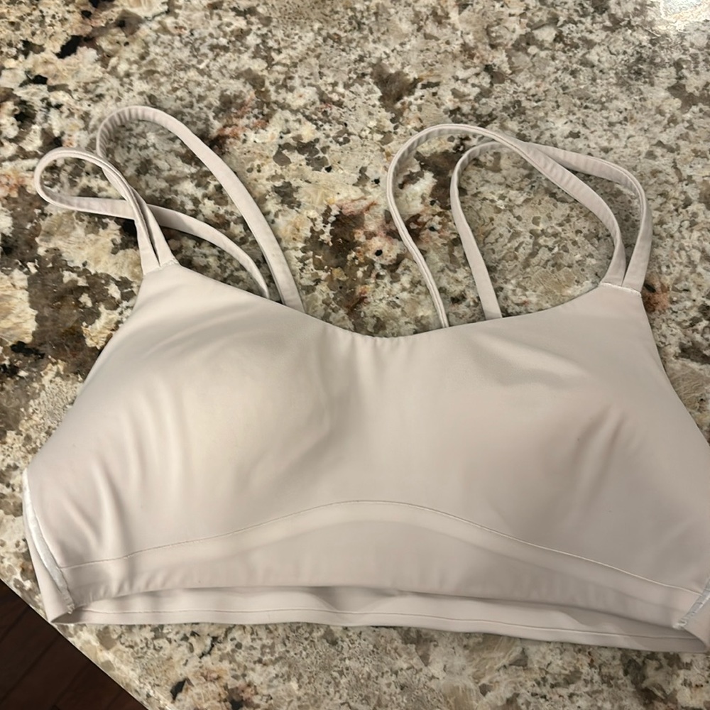 Lululemon Like a Cloud sports bra, size 4